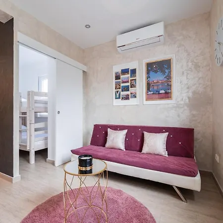 Studio With Garden At Split Suburbs *