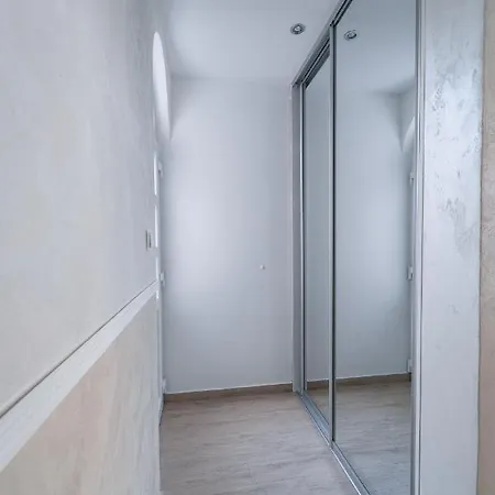 Studio With Garden At Split Suburbs *